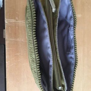 Kipling small pouch